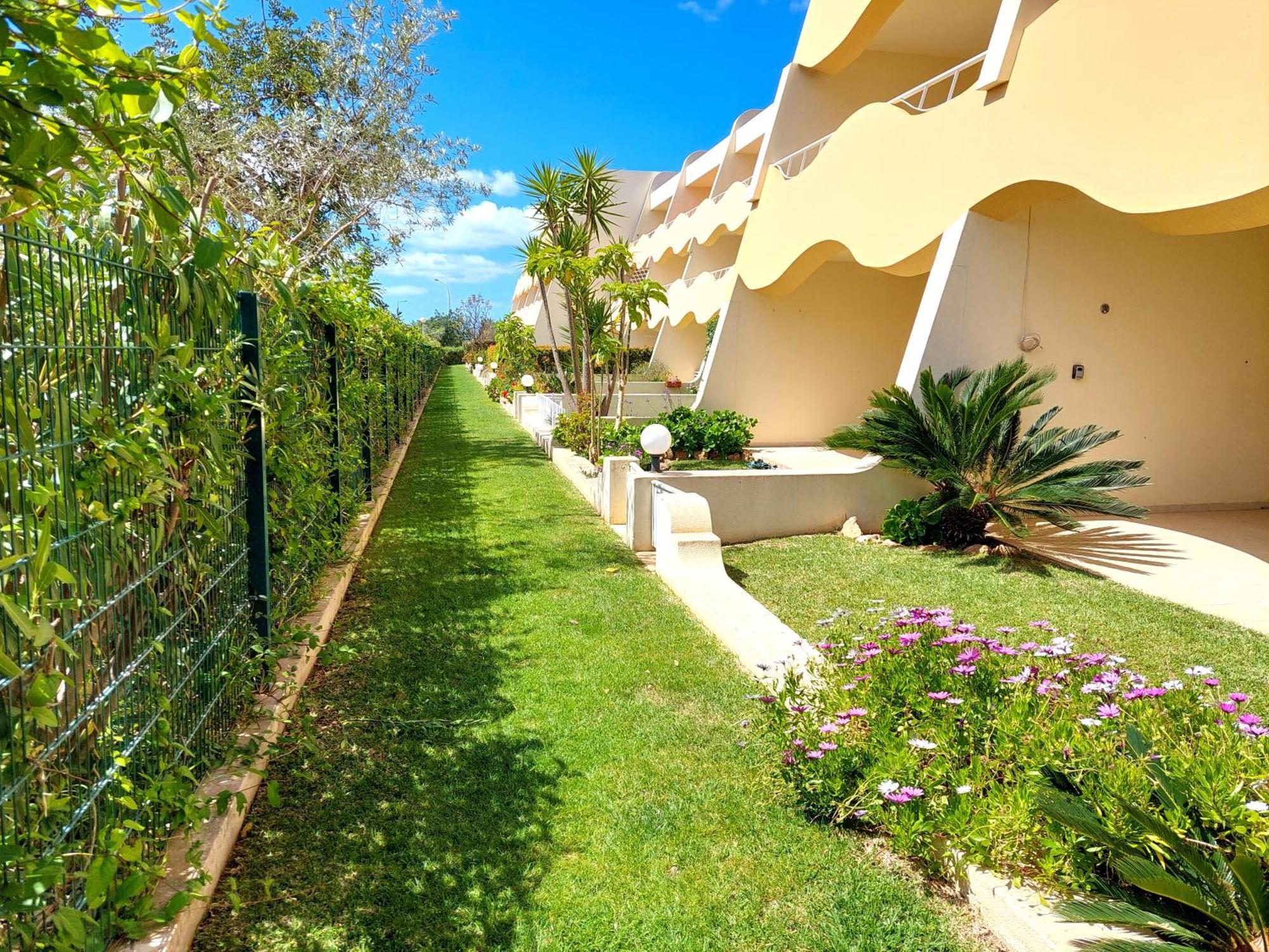 Vilamoura Balcony Apartment Near Marina & Falesia Beach Экстерьер фото